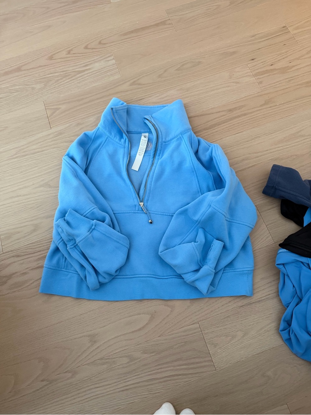 lululemon athletica Light Blue Half‑Zip Cowl Pullover